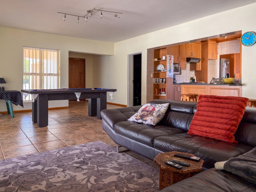 3 Bedroom Property for Sale in Country Club Western Cape